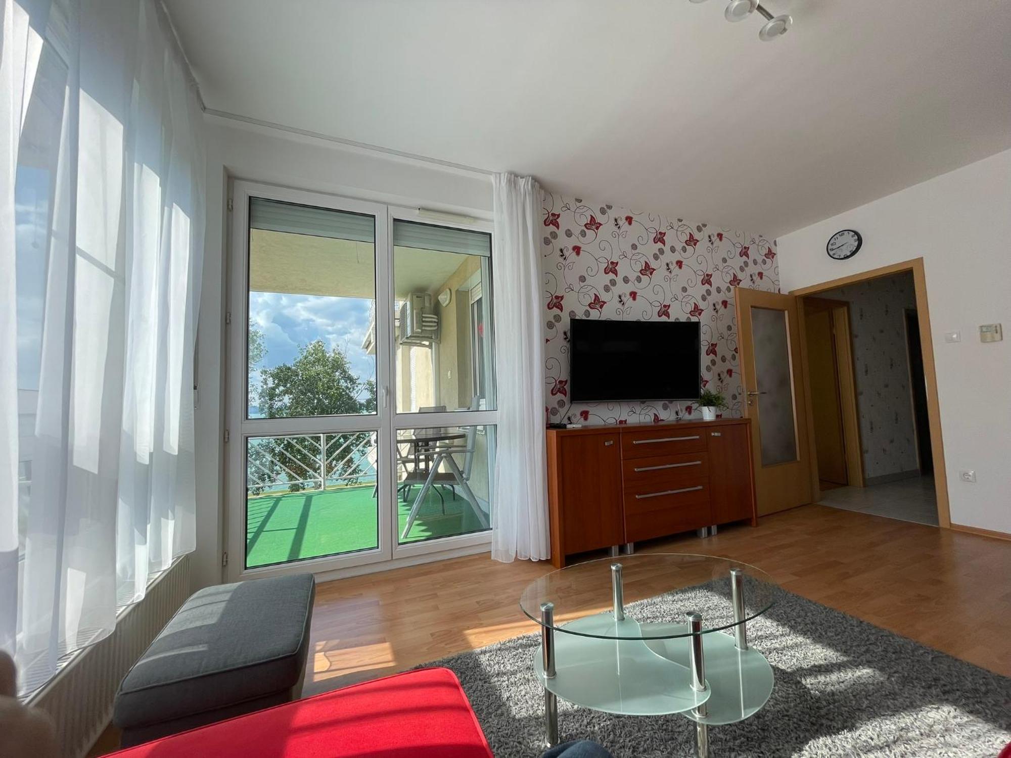 Blanca Apartman Siófok Eksteriør billede