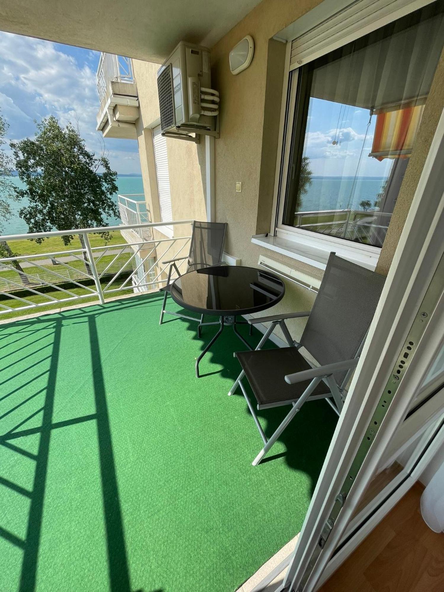 Blanca Apartman Siófok Eksteriør billede